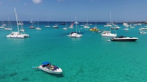Cala Saona en Formentera en coche de alquiler