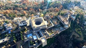 Granada en coche de alquiler en España